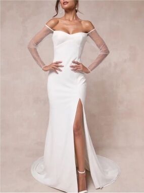 New Lulus Eternally Beloved Off Shoulder Mesh Sleeves Gown Sz Medium
